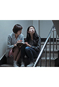 《밤사이》封面