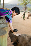 《K-moment x Hi Africa》封面