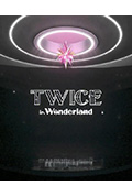 《TWICE 2021年日本新体感线上演唱会》封面