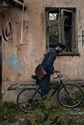 《POSTMAN》封面