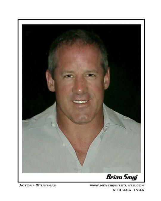 布瑞恩·斯米吉 Brian Smyj照片