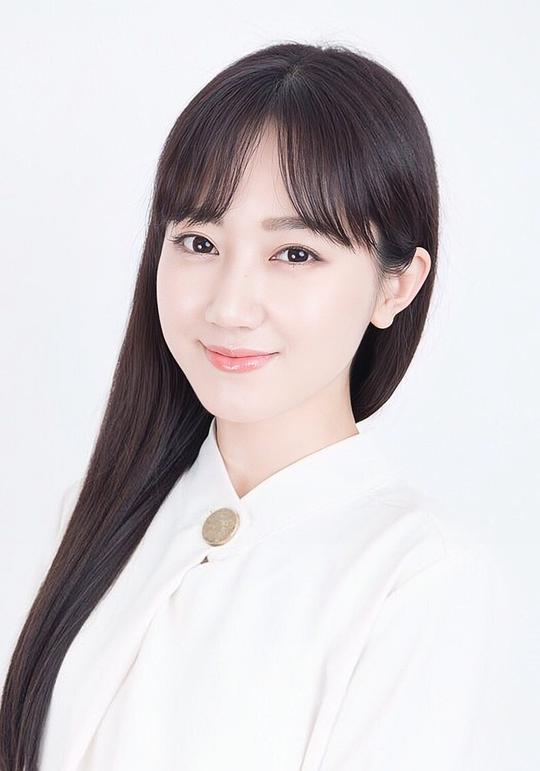 桑名里瑛 Rie Kuwana照片