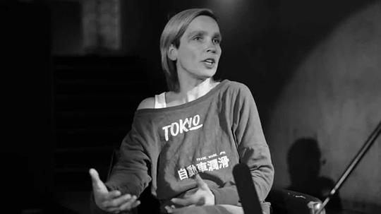 莎丝奇娅·迪辛 Saskia Diesing照片