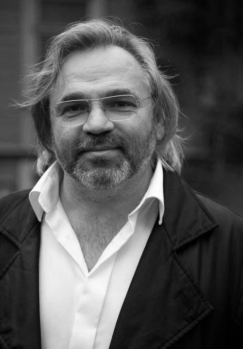 维克多·科萨科夫斯基 Victor Kossakovsky照片
