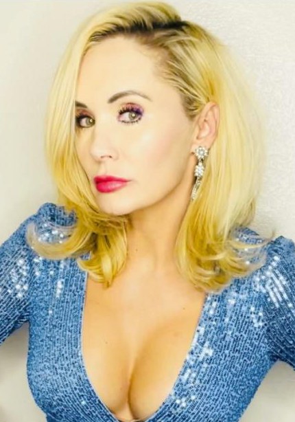 Nicole Butler照片