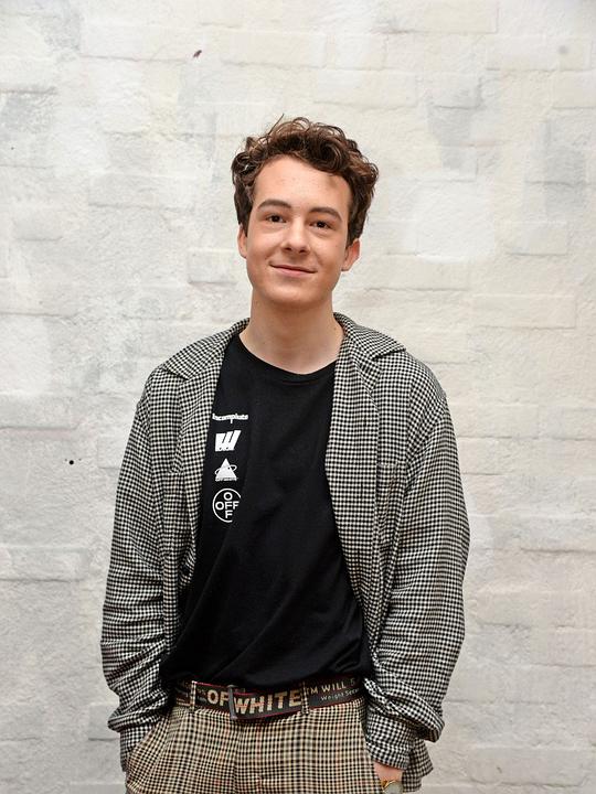 马克西米利安·艾伦赖希 Maximilian Ehrenreich照片