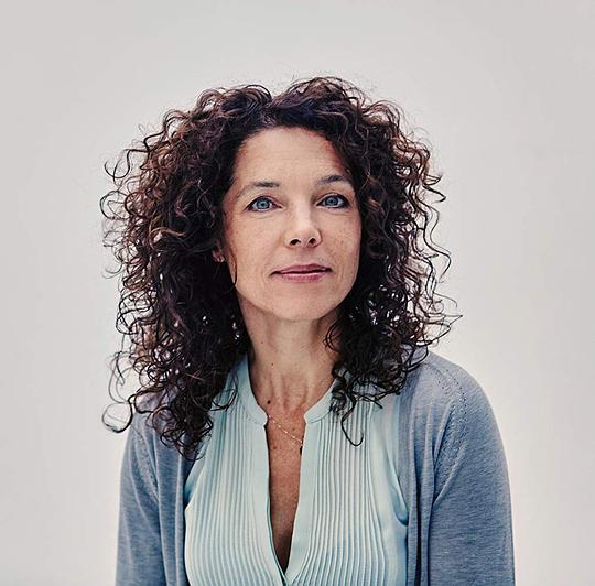 葆拉·范德厄斯特 Paula van der Oest照片