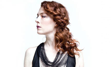 Melissa Auf Der Maur照片