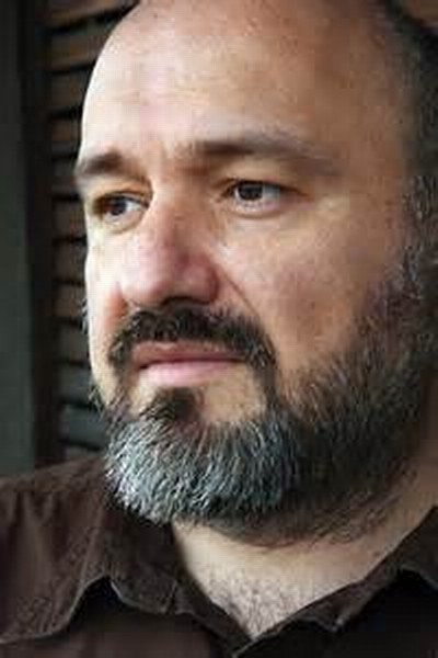 博格丹·杜米特雷斯库 Bogdan Dumitrescu照片