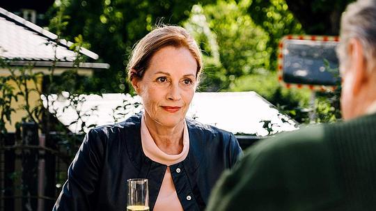 萨比娜·巴斯 Sabine Bach照片