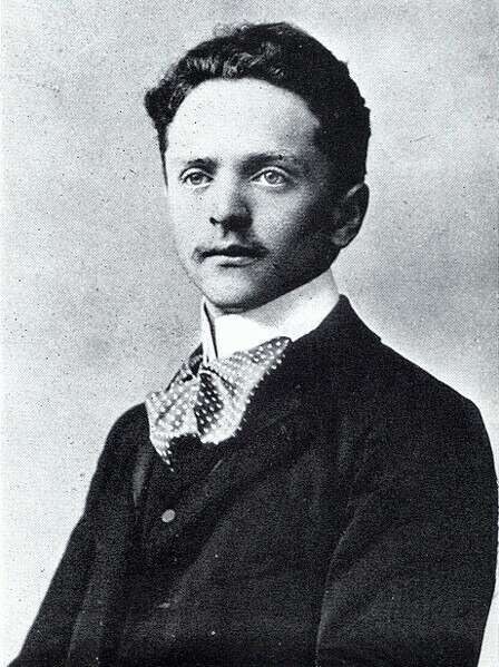 贝拉·巴拉兹 Béla Balázs照片