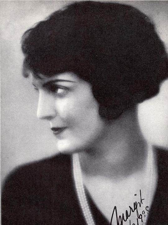 Margit Manstad照片