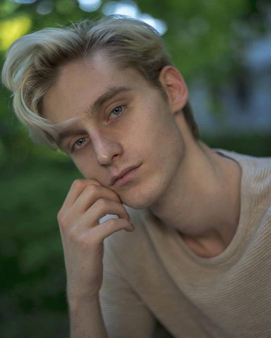 卢卡·奇科瓦尼 Luca Chikovani照片