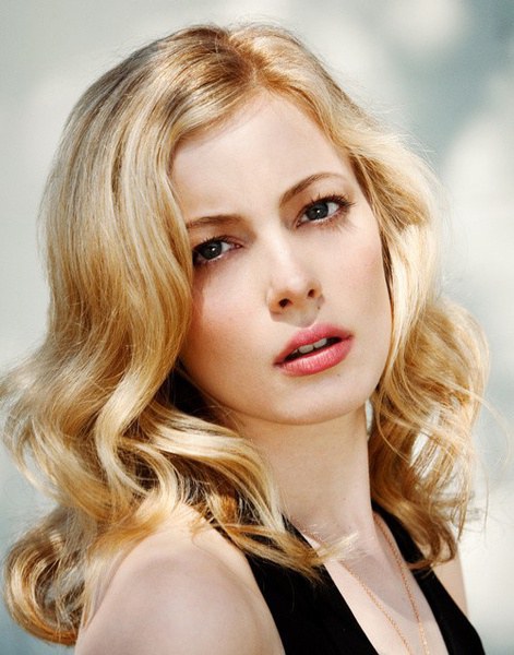吉莉安·雅各布斯 Gillian Jacobs照片