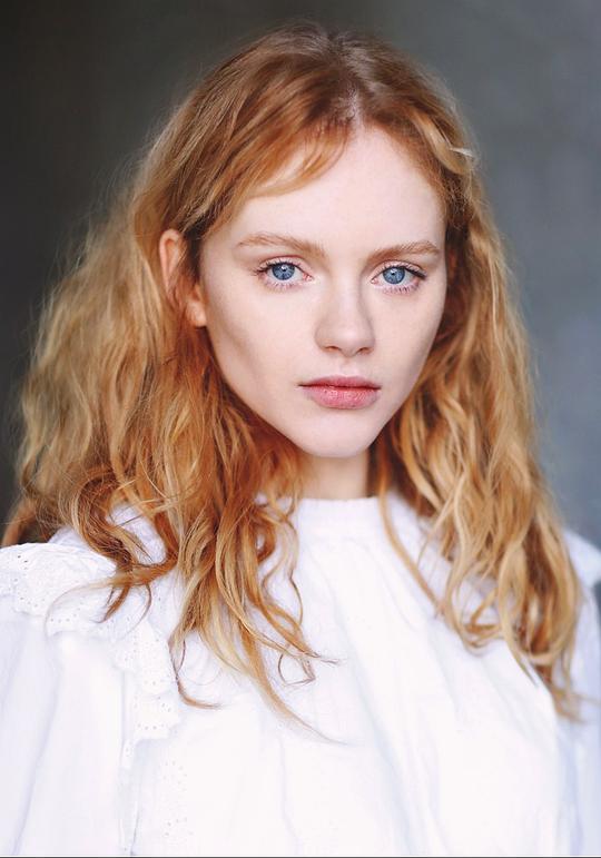 艾玛·莱尔德 Emma Laird照片