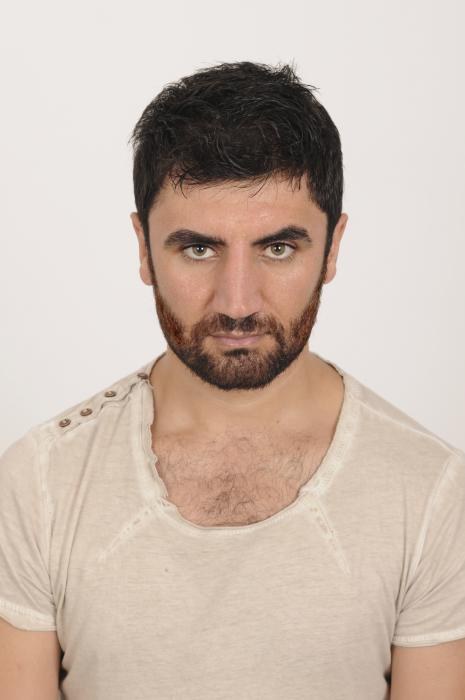 考克玛兹·阿尔斯兰 Korkmaz Arslan照片