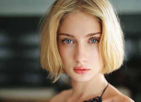 伊娃·洛克波诺 Eva Riccobono照片