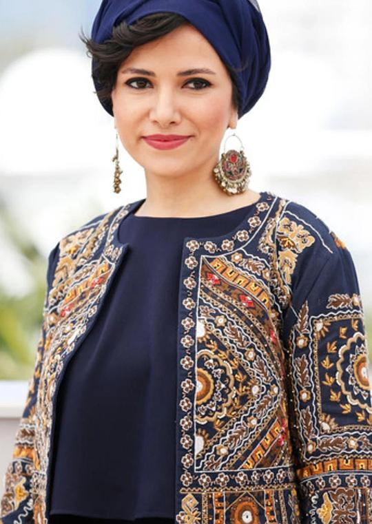 法努什·萨马迪 Farnoosh Samadi照片