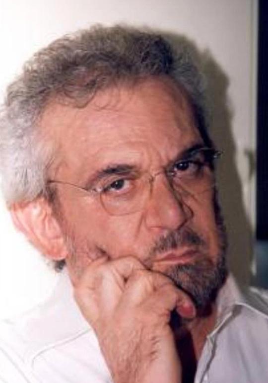 贾尼·卡维纳 Gianni Cavina照片