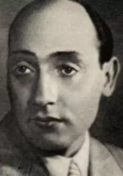 伊沃·佩里利 Ivo Perilli照片