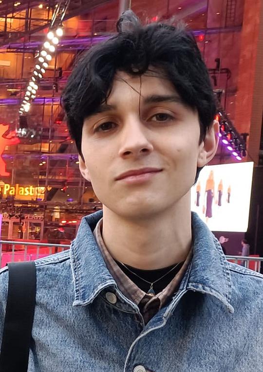 克里斯蒂安·阿维莱斯 Christian Avilés照片