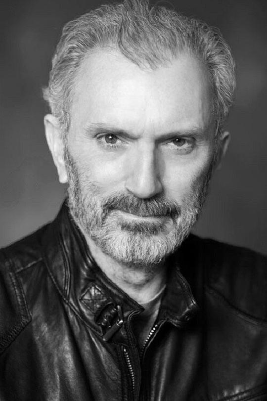 安东尼奥·瓦雷罗 Antonio Valero照片