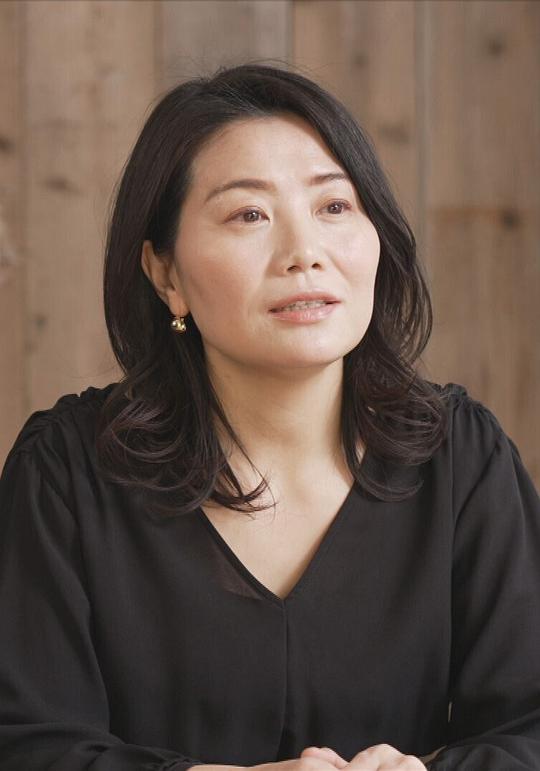 吉泽智子 Tomoko Yoshizawa照片