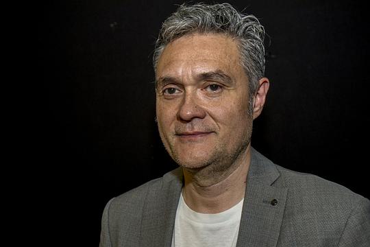 路易斯·奥利弗罗斯 Luis Oliveros照片