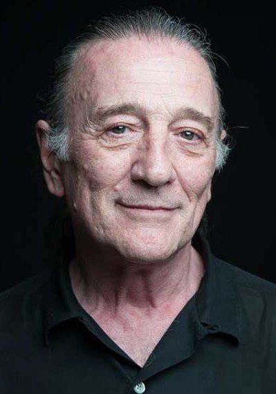 Emilio Linder照片