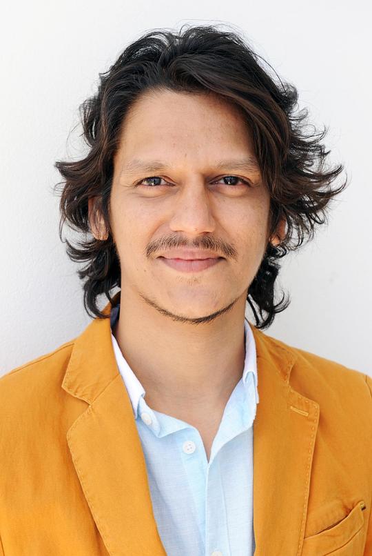 维杰·维玛 Vijay Varma照片