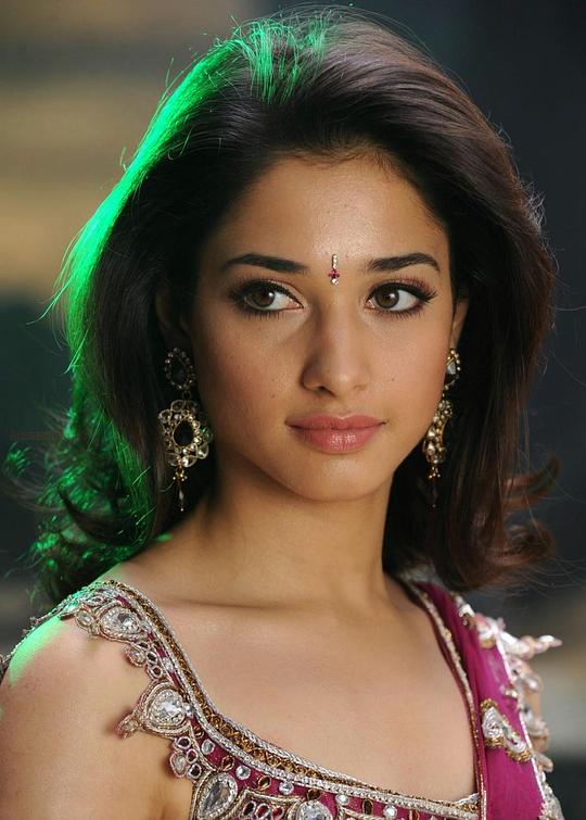 特曼娜·芭蒂亚 Tamannaah Bhatia照片