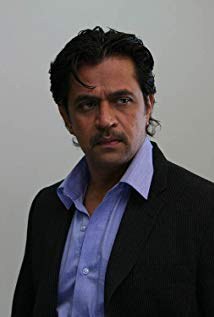阿尔琼·萨尔哈 Arjun Sarja照片