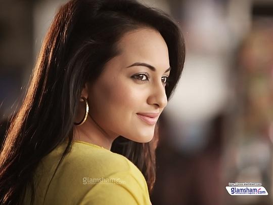 索娜什·辛哈 Sonakshi Sinha照片