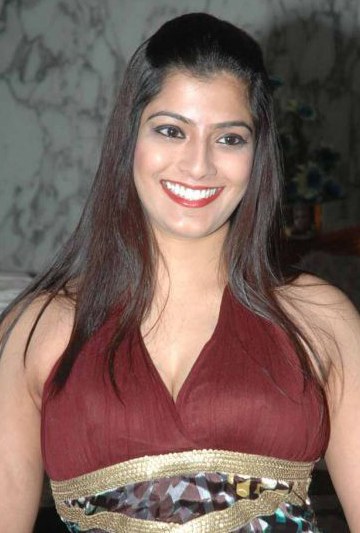瓦拉拉克什米·萨拉特库马尔 Varalaxmi Sarathkumar照片