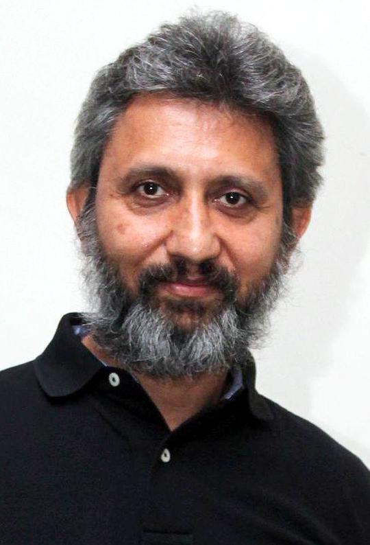 内拉吉·卡比 Neeraj Kabi照片