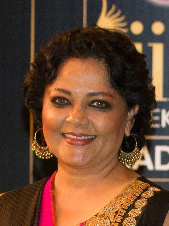 坦维·阿兹米 Tanvi Azmi照片