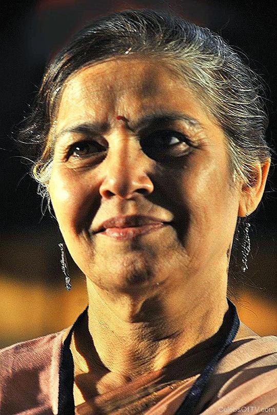 苏哈西妮·穆雷 Suhasini Mulay照片