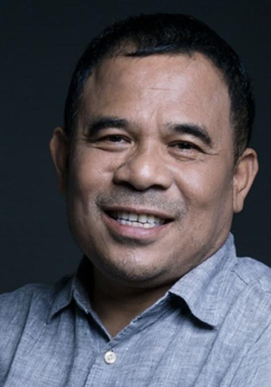 加林·努格罗 Garin Nugroho照片