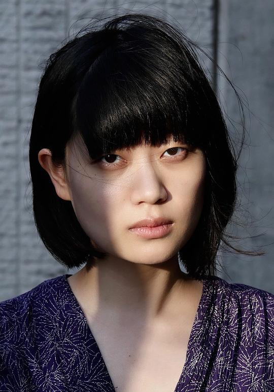 山中瑶子 Yoko Yamanaka照片