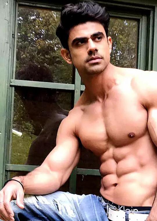 安吉特·莫汉 Ankit Mohan照片