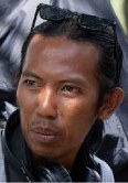洛伊·亨德拉·科马拉 Loeloe Hendra Komara照片