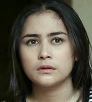 普莱利·拉图康希娜 Prilly Latuconsina照片