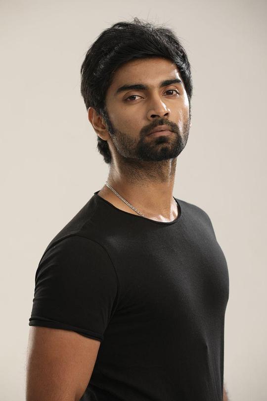 阿达瓦·穆拉里 Atharvaa Murali照片
