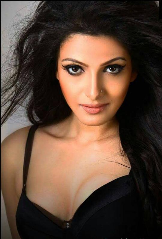 塔努施丽·查克拉博蒂 Tanushree Chakraborty照片