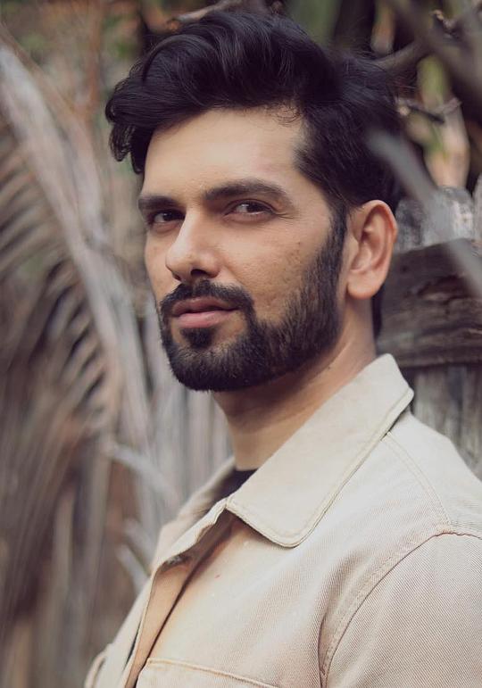 Rahul Sharma照片