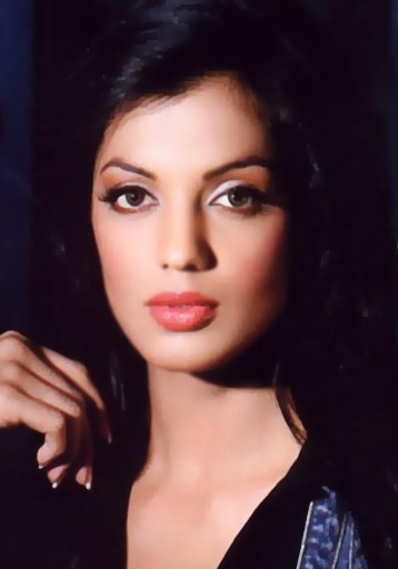 穆格哈·高德丝 Mugdha Godse照片