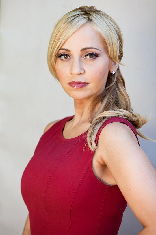 塔拉·斯特朗 Tara Strong照片
