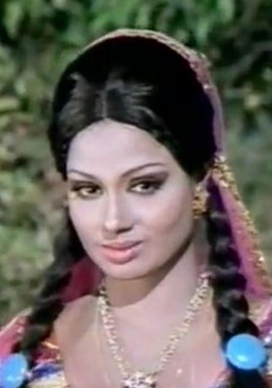 Padma Khanna照片
