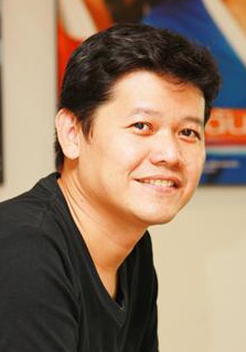 尼提瓦·塔拉吞 Nithiwat Tharathorn照片