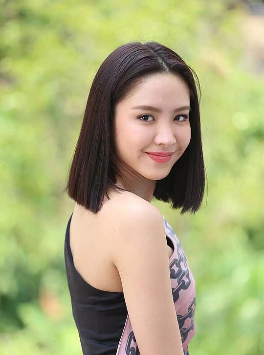 缇拉娜·友萨奴 Sheranut Yusananda照片